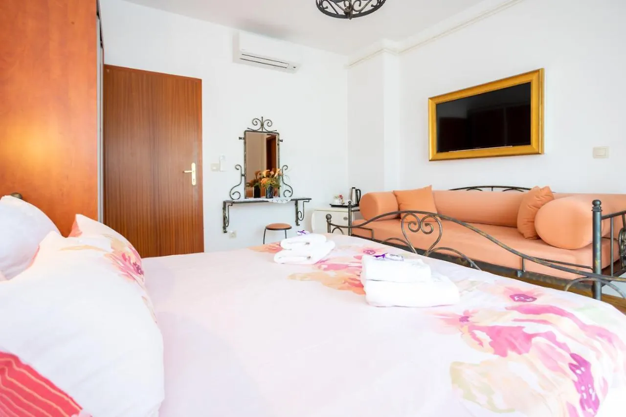 Homestay Guesthouse Villa Maria Malinska Croatia